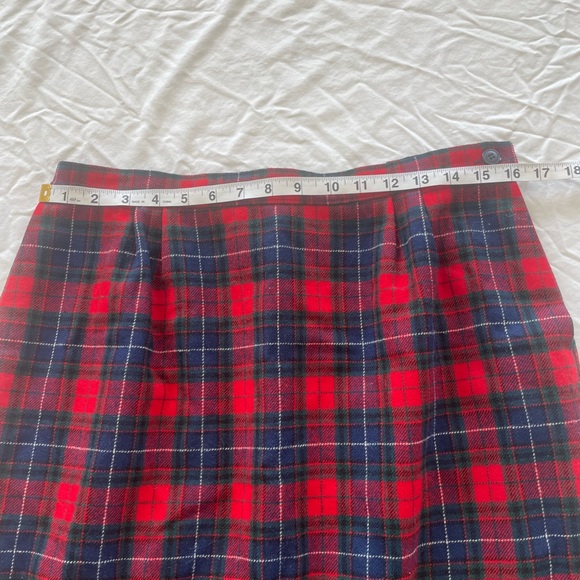 Vintage Pendleton Wool Plaid Skirt Red Navy green Tartan Knee Length | 14 - Picture 12 of 12